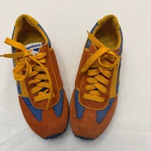 KangaROOS Athletic Running Shoes, Size 6.5 Orange/Blue/yellow.